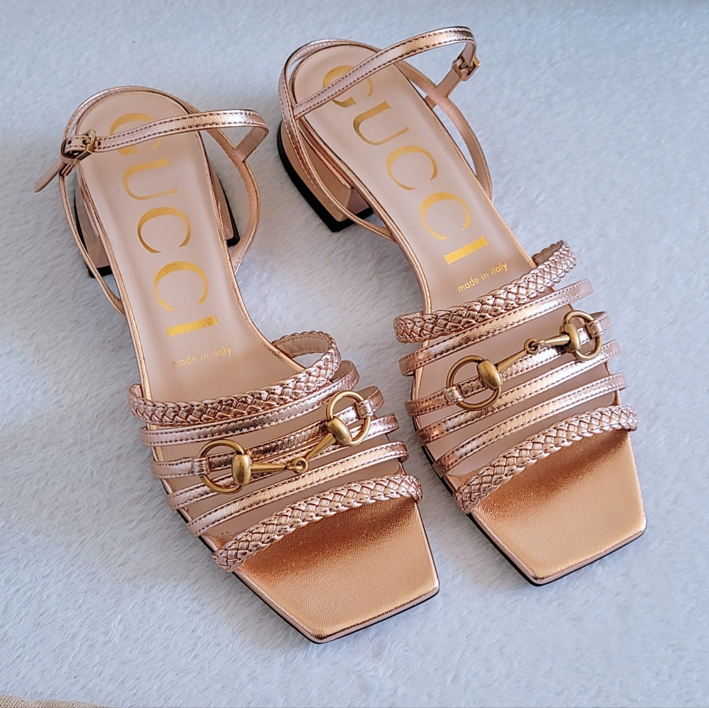 Authentic Gucci Women's Horsebit Salmon Pink Metallic Leather Strap Logo Sandals